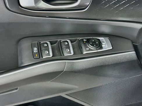 Used 2025 Kia Sorento EX w/ Panoramic Sunroof Package AWD/4WD image 19