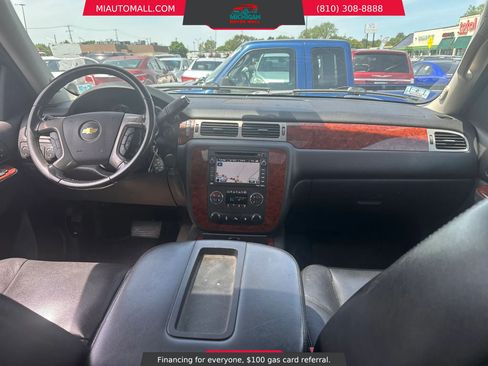 Used 2011 Chevrolet Suburban LTZ AWD/4WD image 8