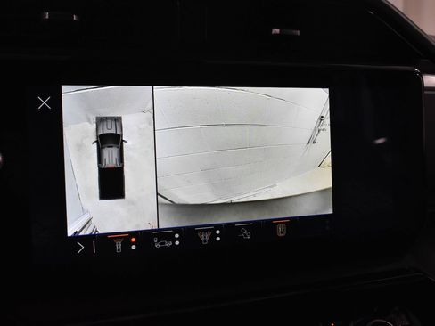 Used 2025 GMC Sierra 2500 AT4X w/ AT4X AEV Edition AWD/4WD image 19