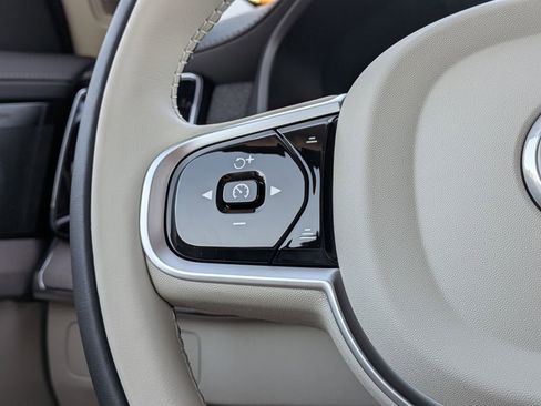 New 2026 Volvo XC90 B6 Ultra w/ Protection Package AWD/4WD image 34