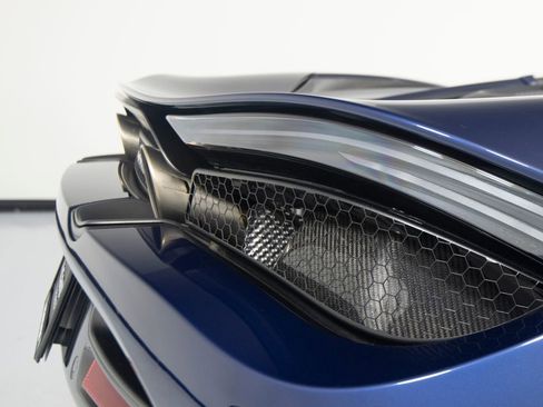 Used 2020 McLaren 720S Spider RWD image 48