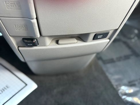 Used 2012 Honda Odyssey EX-L image 24