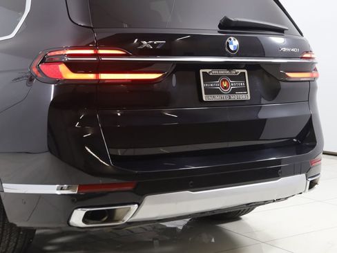 Used 2023 BMW X7 xDrive40i w/ Premium Package image 24