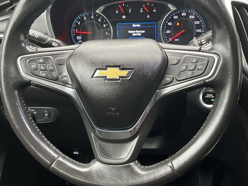 Used 2020 Chevrolet Equinox LT image 13