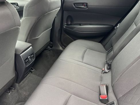 Used 2022 Toyota Corolla Cross LE image 12