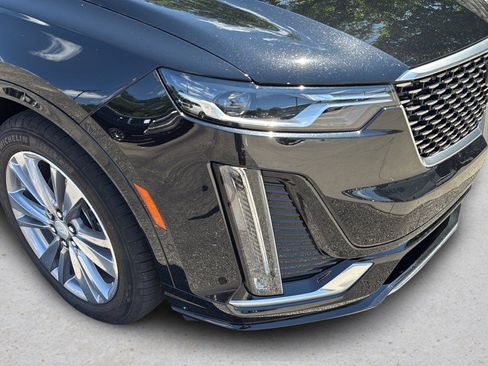 Certified 2023 Cadillac XT6 Premium Luxury w/ Technology Package AWD/4WD image 12