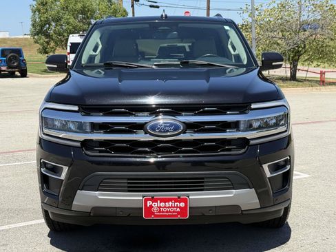 Used 2024 Ford Expedition Limited RWD image 2