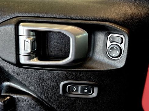 Used 2019 Jeep Wrangler Unlimited Sport S image 14