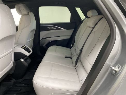 Certified 2025 Cadillac Lyriq Sport image 17