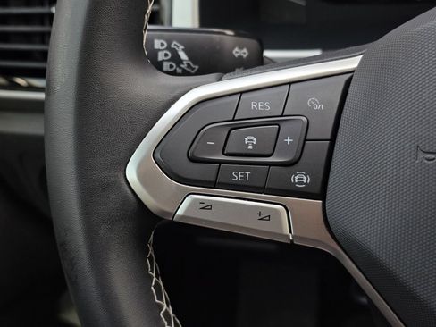 Used 2023 Volkswagen Atlas SE w/ Panoramic Sunroof Package FWD image 33