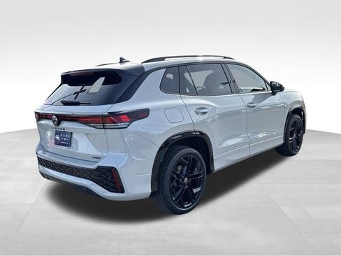 New 2026 Volkswagen Tiguan SE R-Line AWD/4WD image 5