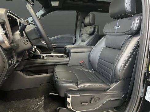 New 2026 Ford F250 Platinum image 4