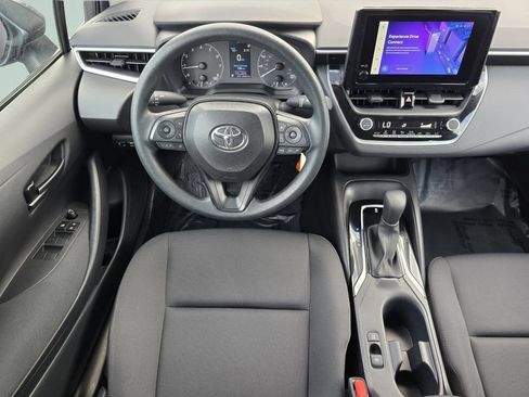 Used 2025 Toyota Corolla LE FWD image 29