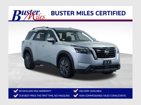 Used 2025 Nissan Pathfinder SV AWD/4WD image 1