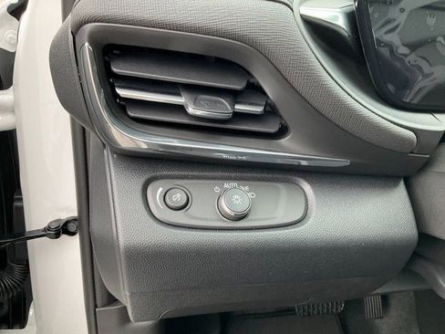 New 2026 Buick Envista Preferred image 5