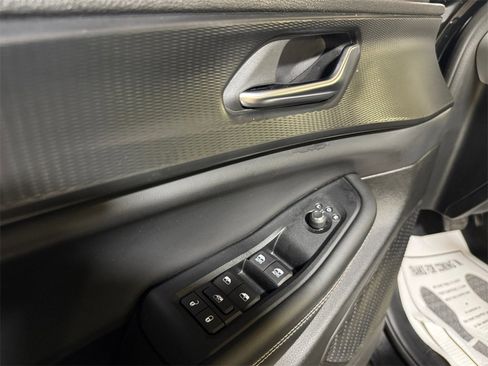 Used 2023 Jeep Grand Cherokee L Laredo image 14