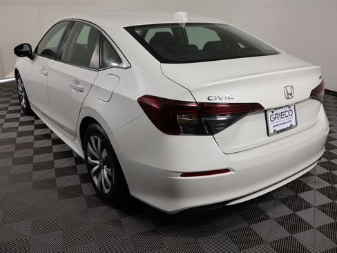 Used 2025 Honda Civic LX image 6