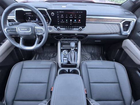 Used 2026 GMC Canyon Denali AWD/4WD image 15