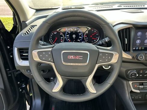 Used 2024 GMC Terrain Denali AWD/4WD image 18