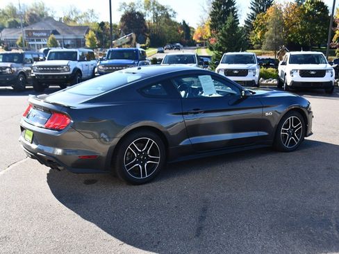 Used 2019 Ford Mustang GT image 7