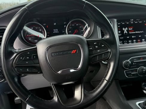 Used 2023 Dodge Charger SXT RWD image 23