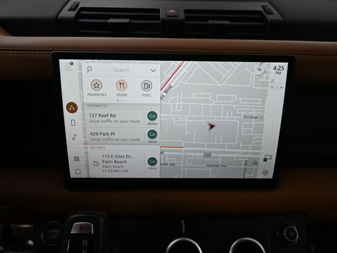 Used 2024 Land Rover Defender 110 V8 image 21