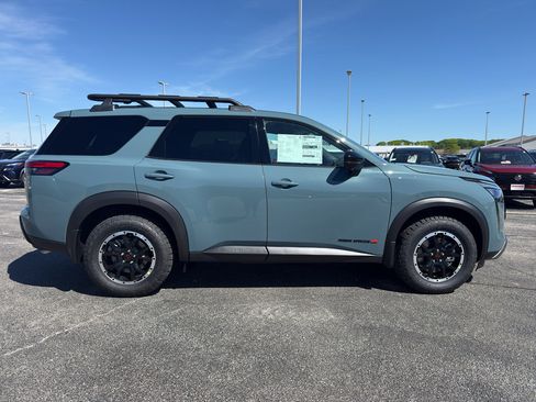 New 2026 Nissan Pathfinder Rock Creek AWD/4WD image 4