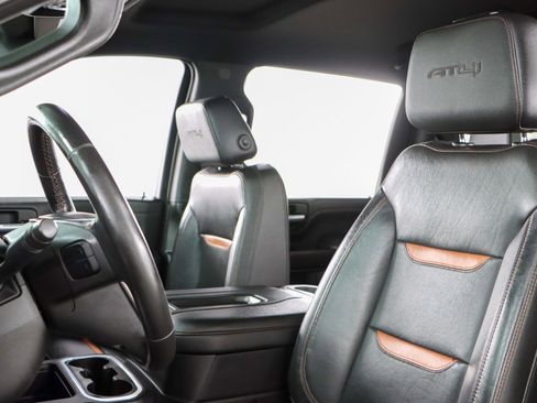 Used 2021 GMC Sierra 2500 AT4 image 25