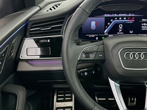 Used 2024 Audi SQ8 Premium Plus w/ Executive Package image 10