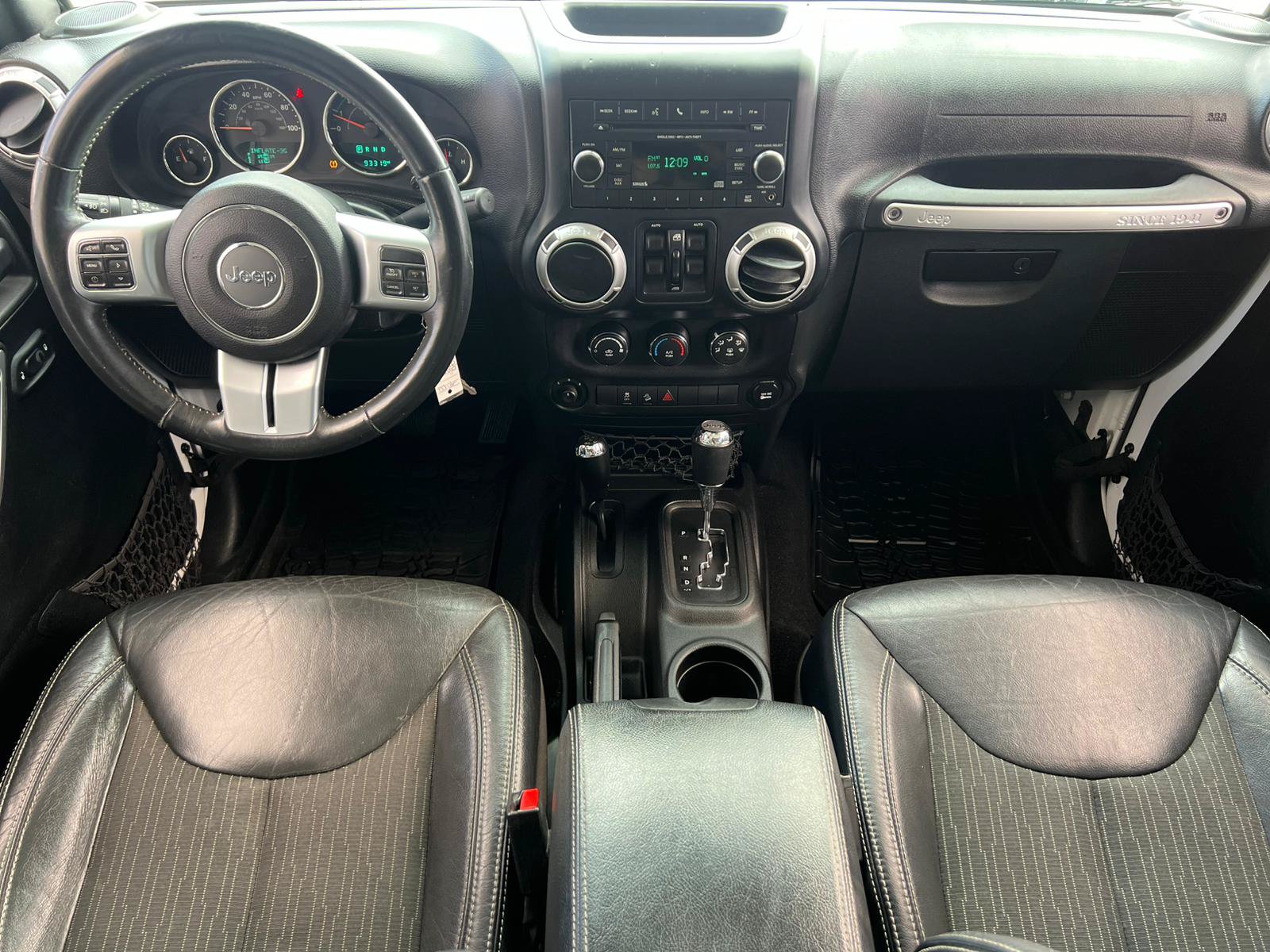 Used 2015 Jeep Wrangler Unlimited Sport AWD/4WD image 17