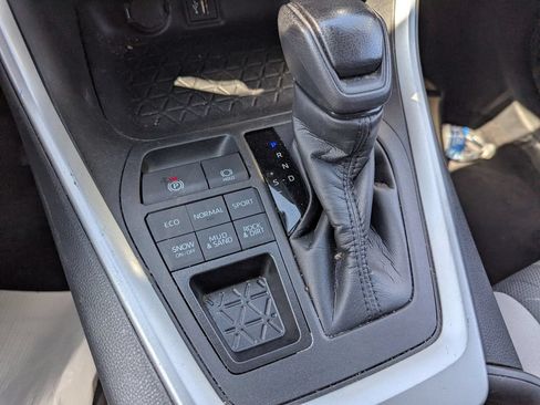 Used 2023 Toyota RAV4 XLE w/ Convenience Package AWD/4WD image 18
