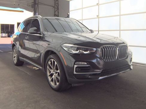 Used 2021 BMW X5 xDrive40i image 2