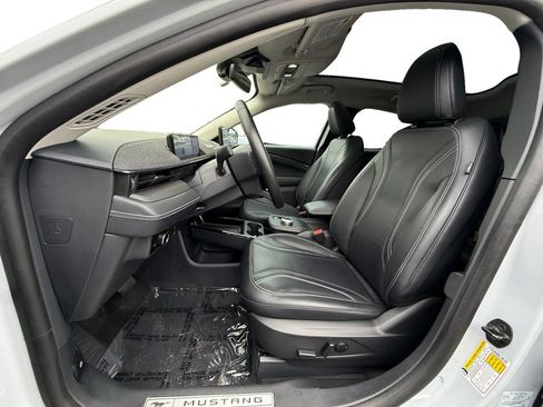 Used 2023 Ford Mustang Mach-E Premium AWD/4WD image 9
