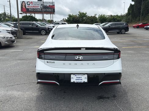 Certified 2025 Hyundai Sonata SEL FWD image 8