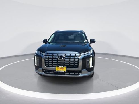 Used 2024 Hyundai Palisade Calligraphy AWD/4WD image 3