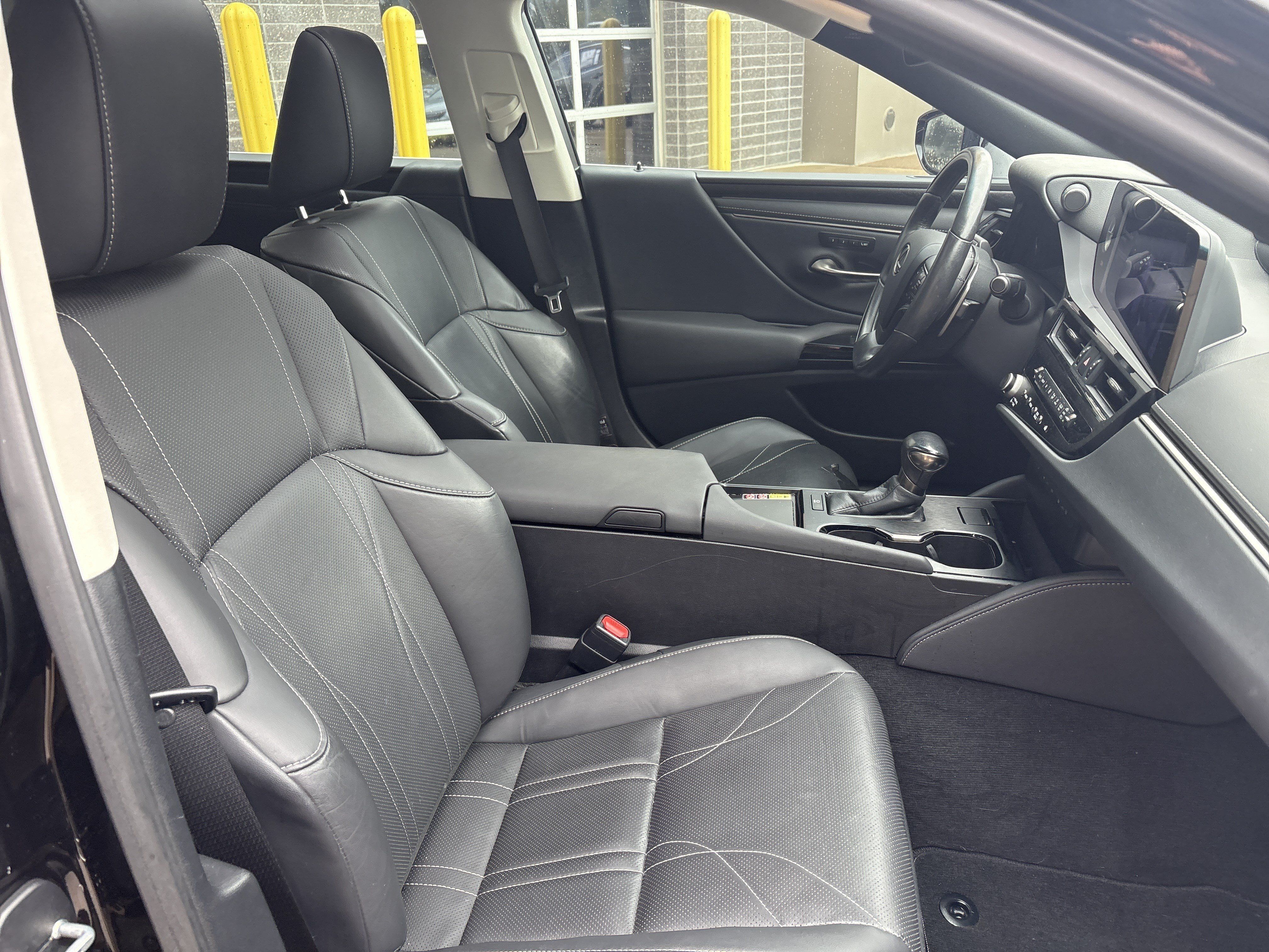 Used 2023 Lexus ES 350 w/ Accessory Package (Z2) FWD image 19