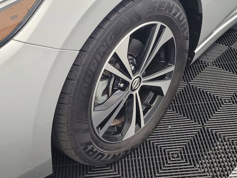 Used 2021 Nissan Sentra SV FWD image 31