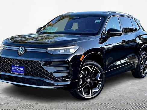 New 2025 Volkswagen Tiguan SEL R-Line image 2