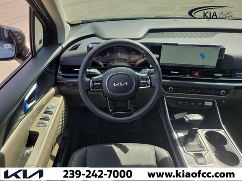 New 2026 Kia Carnival FWD image 17