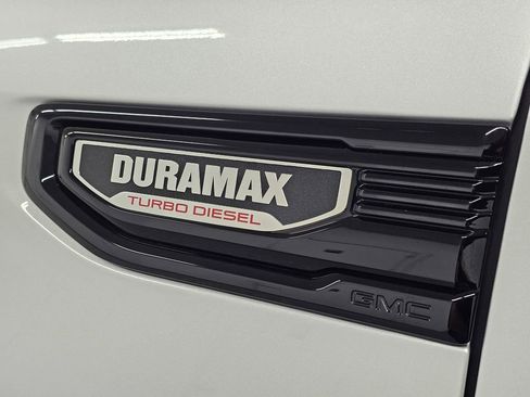 Used 2022 GMC Sierra 1500 Elevation w/ Elevation Premium Package image 30