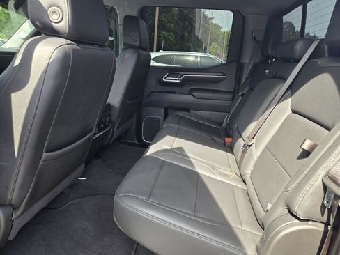 Used 2023 GMC Sierra 1500 SLT w/ SLT Premium Plus Package AWD/4WD image 27