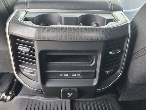New 2026 RAM 2500 Big Horn AWD/4WD image 25