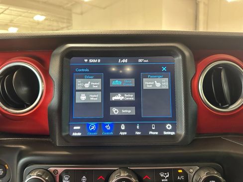 Used 2020 Jeep Gladiator Rubicon AWD/4WD image 27