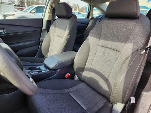 Certified 2025 Honda Accord SE image 7