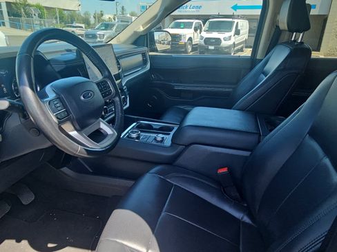 Used 2024 Ford Expedition Max XLT image 15