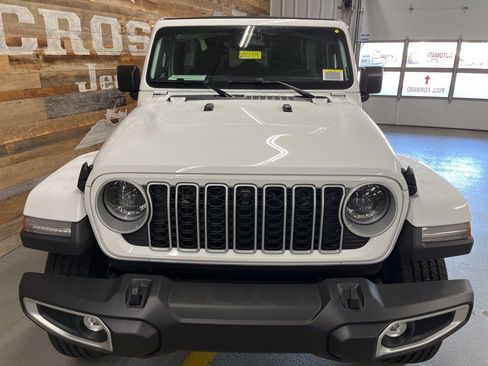 New 2026 Jeep Wrangler Sahara image 9