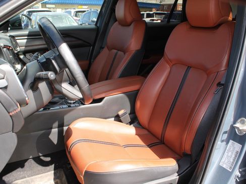 Used 2023 MAZDA CX-50 2.5 Turbo w/ Premium Plus Pkg image 17