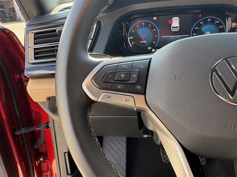 Used 2024 Volkswagen Atlas Cross Sport SEL image 16