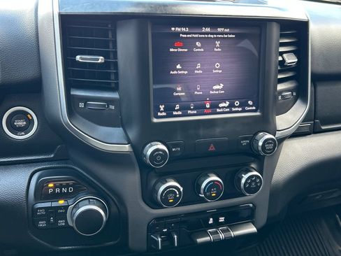 Used 2019 RAM 1500 Big Horn AWD/4WD image 11