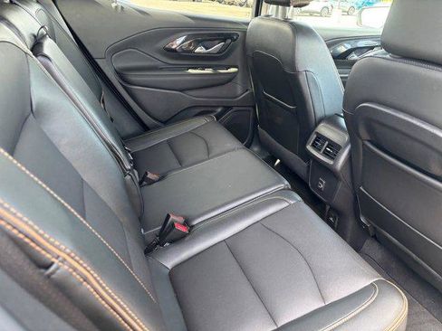 Used 2024 GMC Terrain AT4 w/ Tech Package AWD/4WD image 14